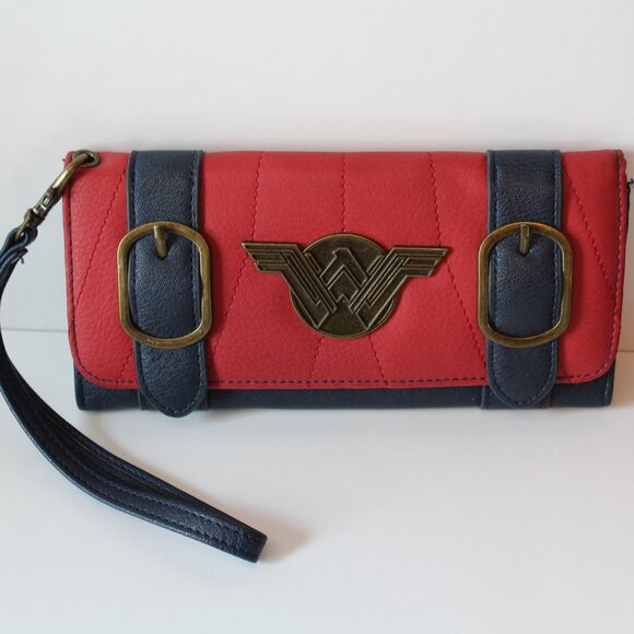 Wonder Woman Wristlet/Wallet Navy/Burgundy - Picture 1 of 3